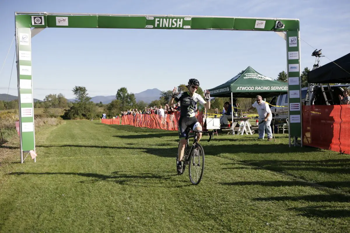 Sally Annis takes her first UCI win at the Green Mountain 2010 NECCS Opener at Catamount Cycling Center © Laura Kozlowski